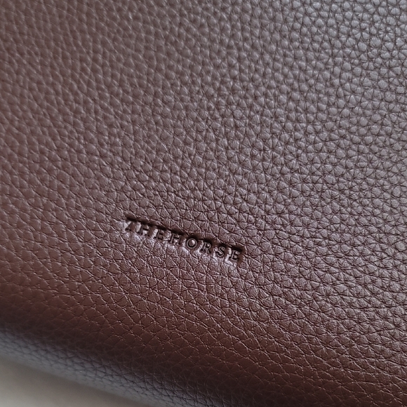 The Horse Dark Brown Leather Shoulder Bag - Picture 3 of 14